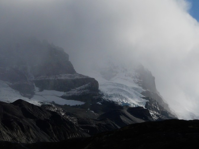 Columbia ice field mountain view