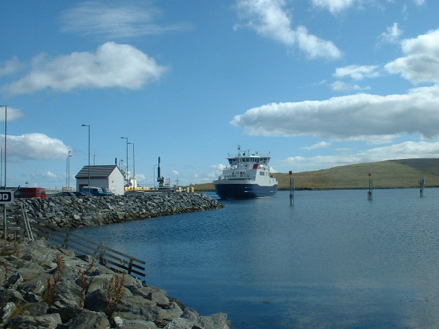 SHETLAND IN 4 DAYS ( Day 3: UNST and the BIRD CLIFFS OF HERMANESS)